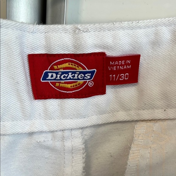DICKIES White Cotton Utility Long Bermuda Shorts, Size 11/30 - Picture 2 of 10